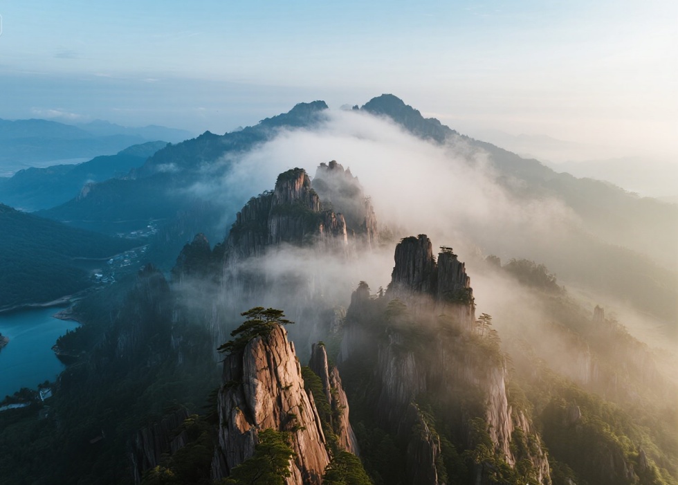 jimeng-2025-07-04-1592-南昌三清山.jpg