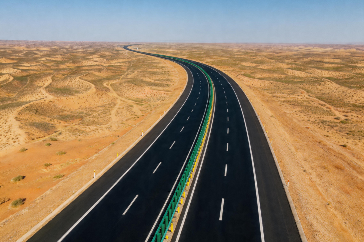 网红沙漠公路.png