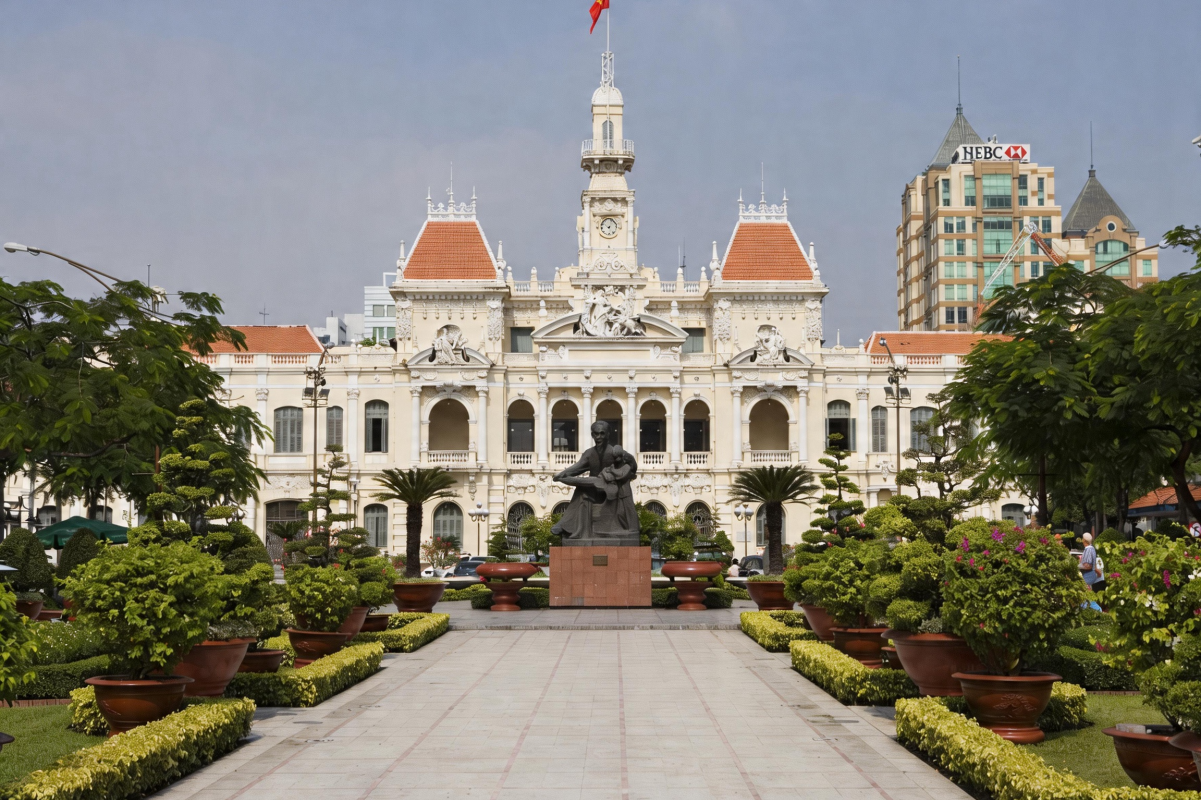 胡志明市政厅.png
